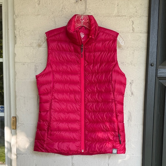 REI Co-op Pink Lightweight Down Puffer Vest
Size Small - Picture 12 of 12
